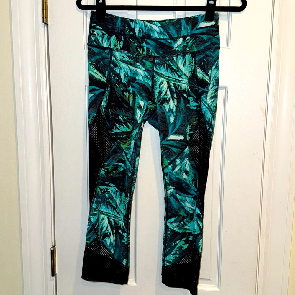 Athleta Palm Print Leggings w/Mesh Inserts